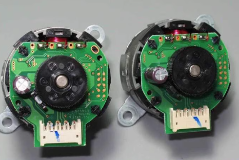 Built-in drive servo motor